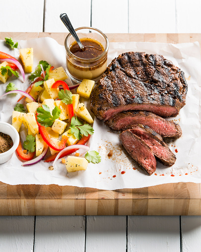 Jerk Sirloin Steak with Pineapple-Pepper Salad